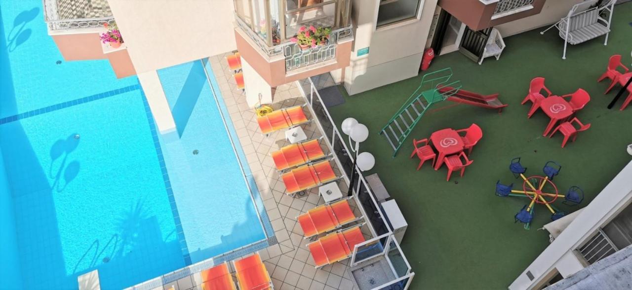 Hotel Cosmos Rimini Exterior photo