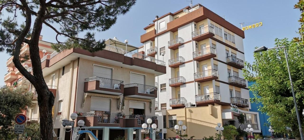 Hotel Cosmos Rimini Exterior photo