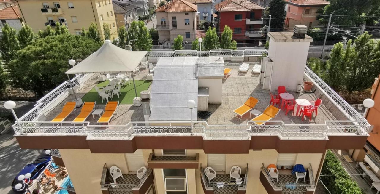 Hotel Cosmos Rimini Exterior photo